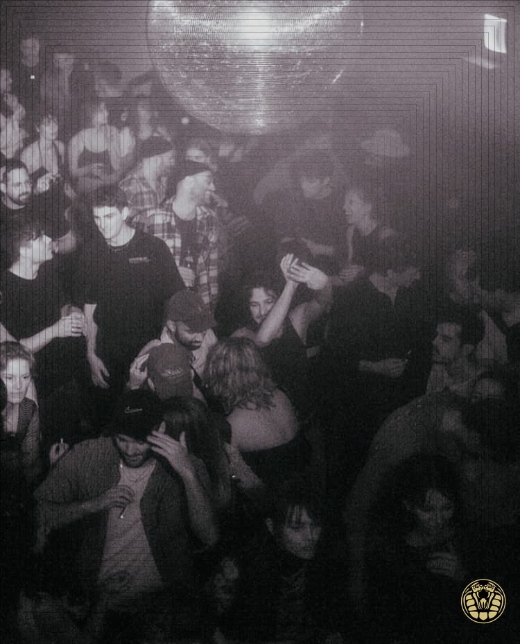 Naga Club Hamburg — packed dance floor under the disco ball